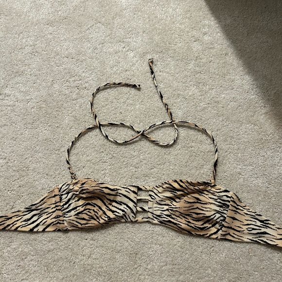 Tiger print bathing suit top - Picture 1 of 1